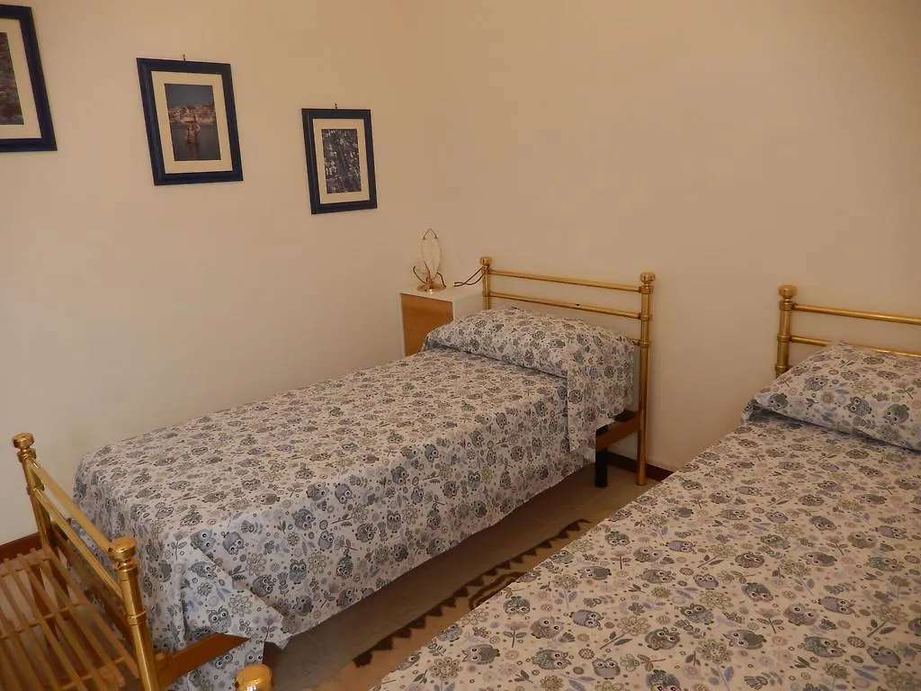 Apartment Da Ferro Hotel Bologna Italy